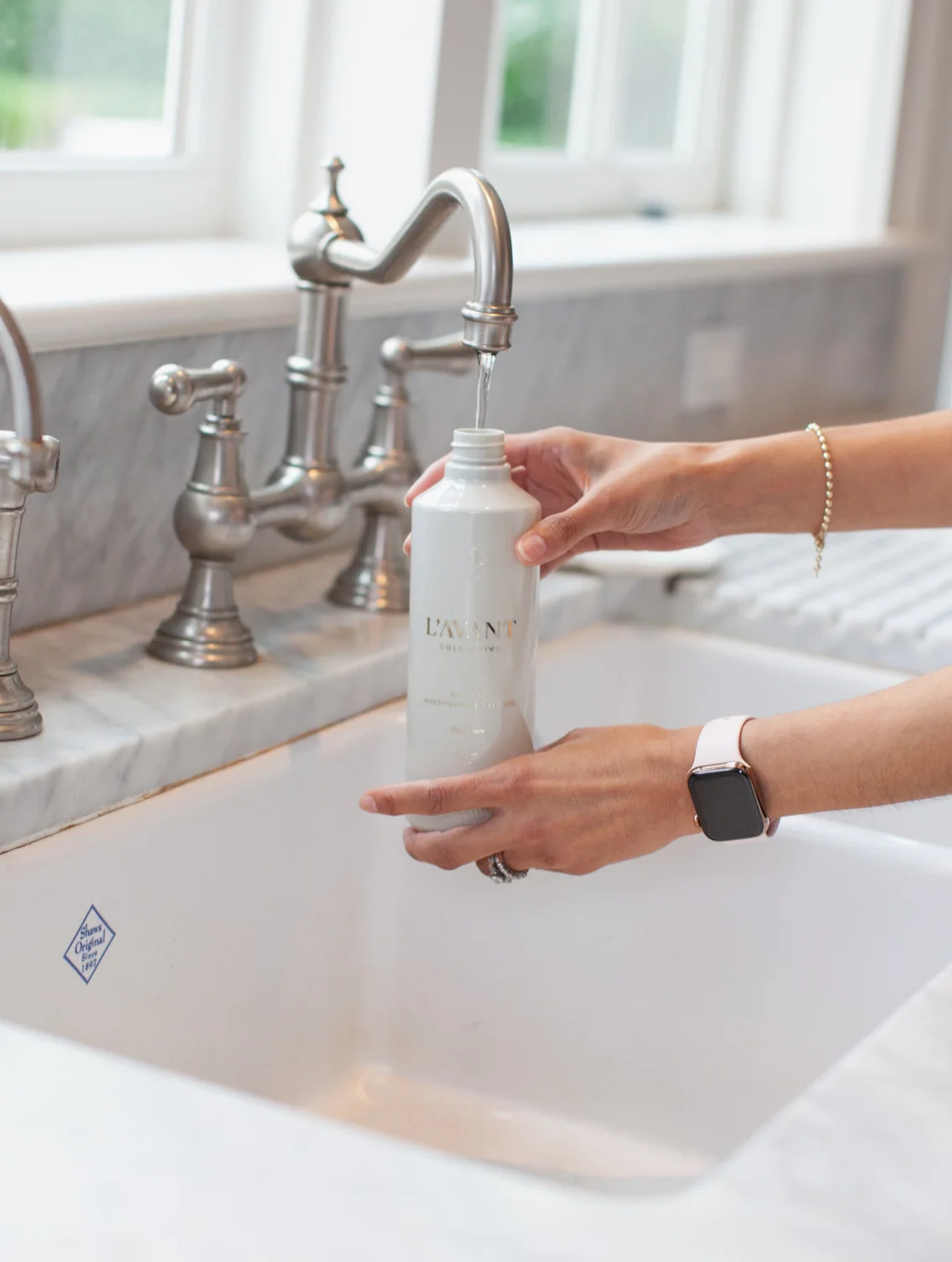 Fresh Linen Multipurpose Cleaner Refill - Image 3