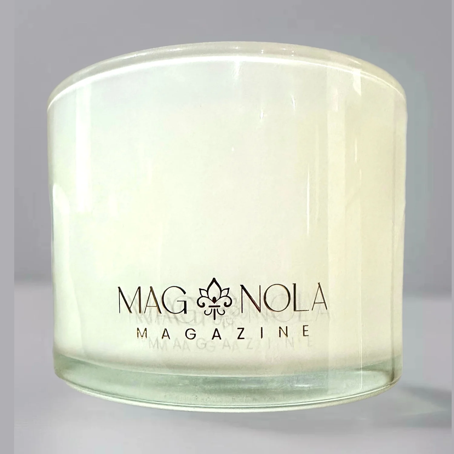 Magazine Candle 14 oz
