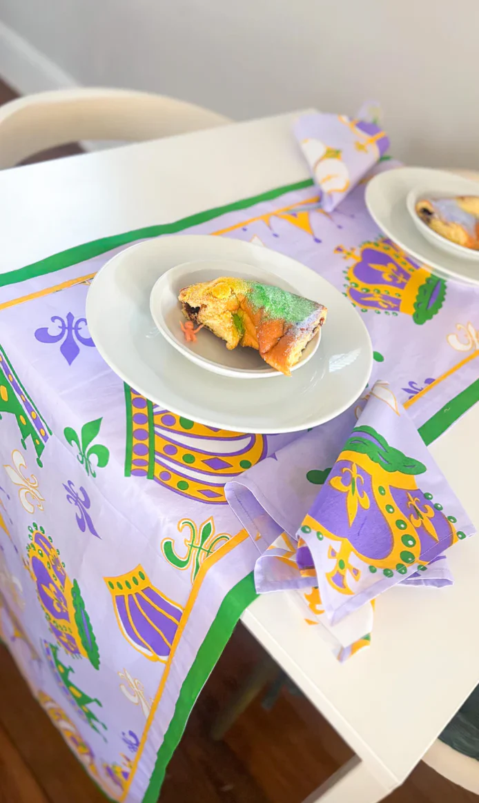 Mardi Gras Crown Table Runner Lavender - Image 2